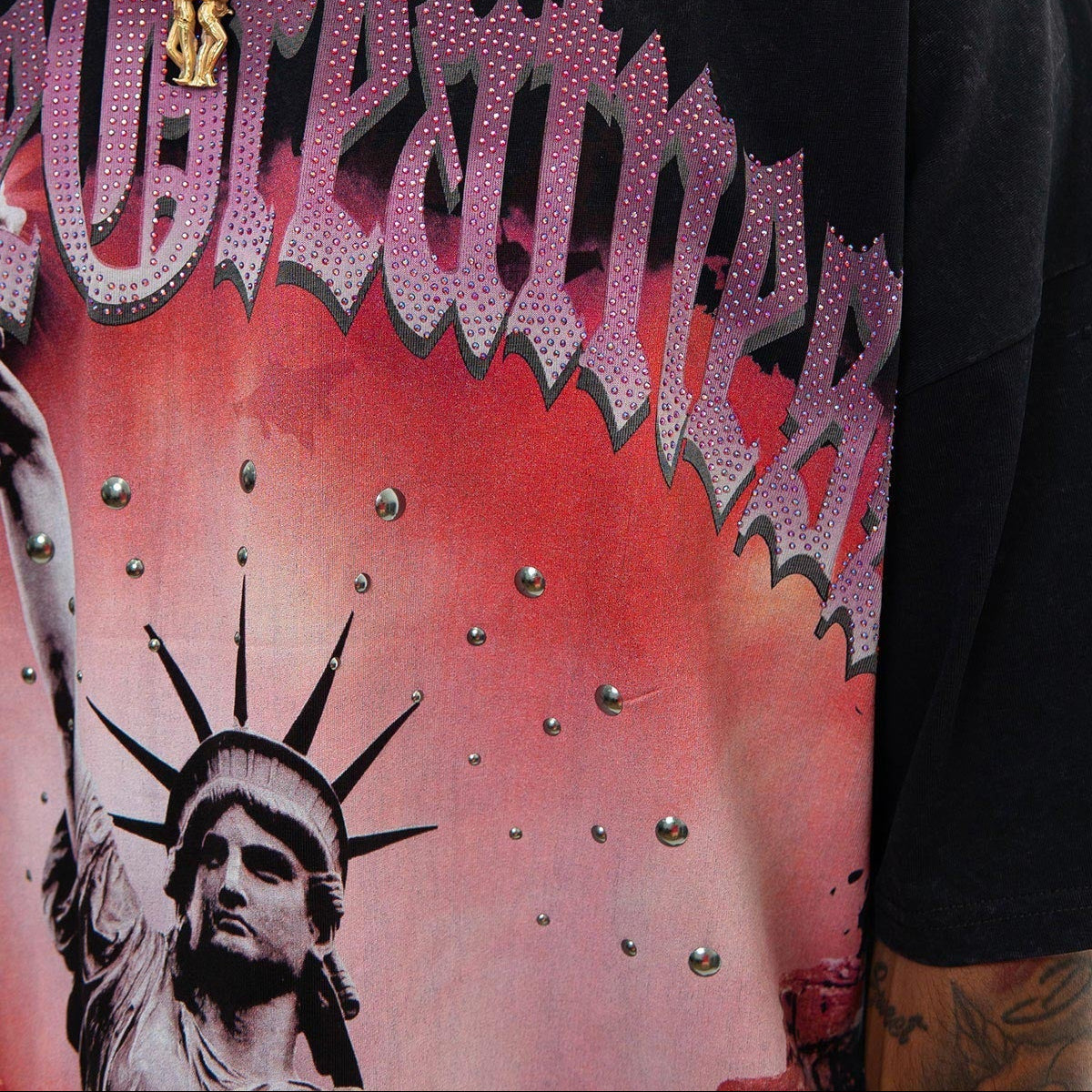 Stray define greatness wide & crop fit tee